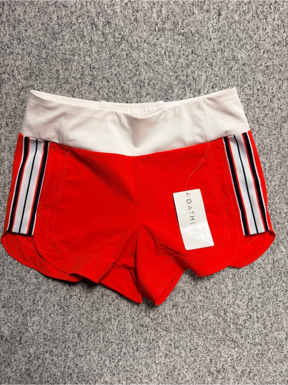 NWT Athleta Burnt orange Athletic Shorts with White Waistband size 10
